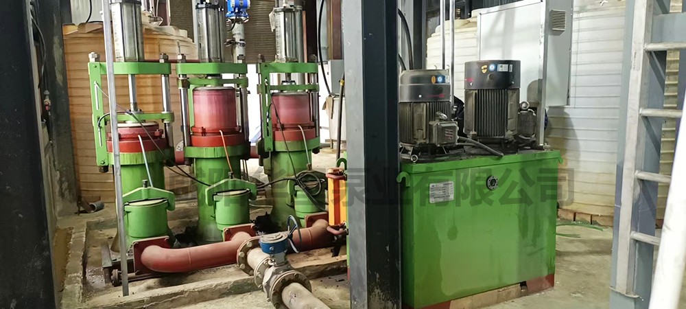 壓濾機柱塞泵三缸泵現場使用圖片 陶瓷柱塞泥漿泵三缸泵流量150立方